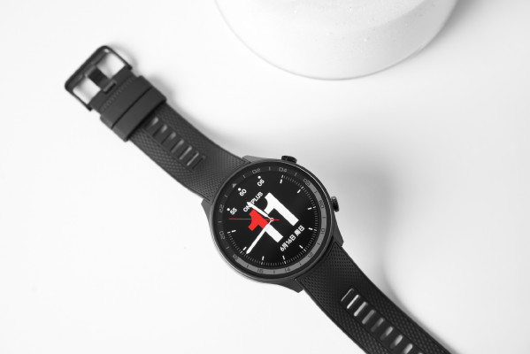 OnePlus Pad Pro и Watch 2 красуются на студийных фото до запуска