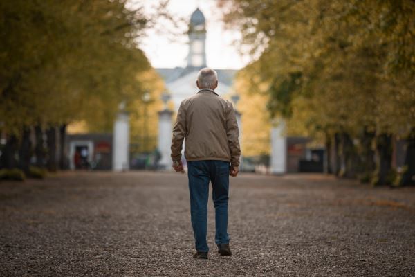 Мужчины живут меньше женщин из-за сперматозоидов, предполагают ученые