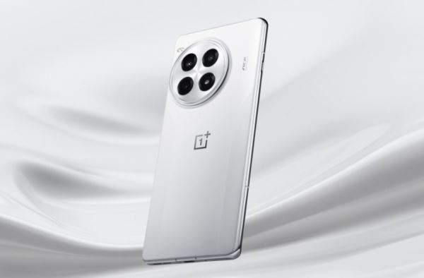 Анонс OnePlus Ace 3 Pro - флагман серии с монструозной батарейкой