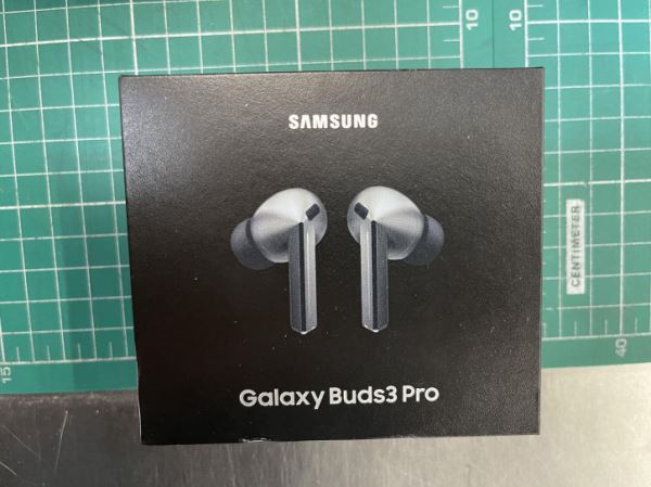 Фанат Samsung купил Galaxy Buds 3 Pro до анонса: живые фото и отзыв