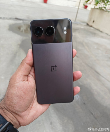 Металлический OnePlus Nord 4 во всех цветах красуется на живых фото